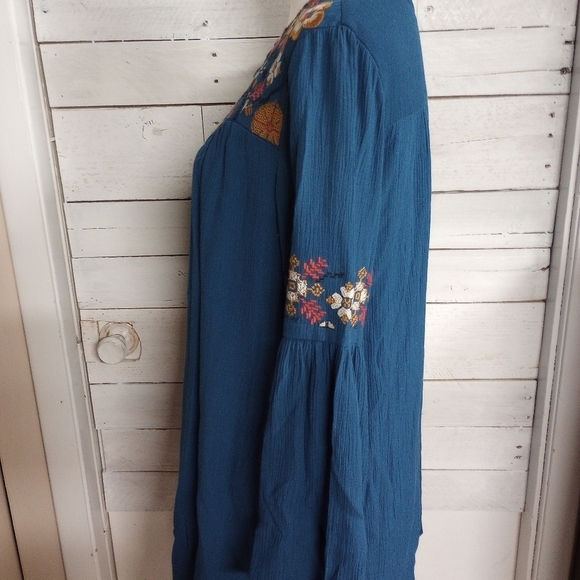 Blue Rain Francesca's Size Small Mini Dress Or Long Shirt Blue Floral Boho - Picture 3 of 12